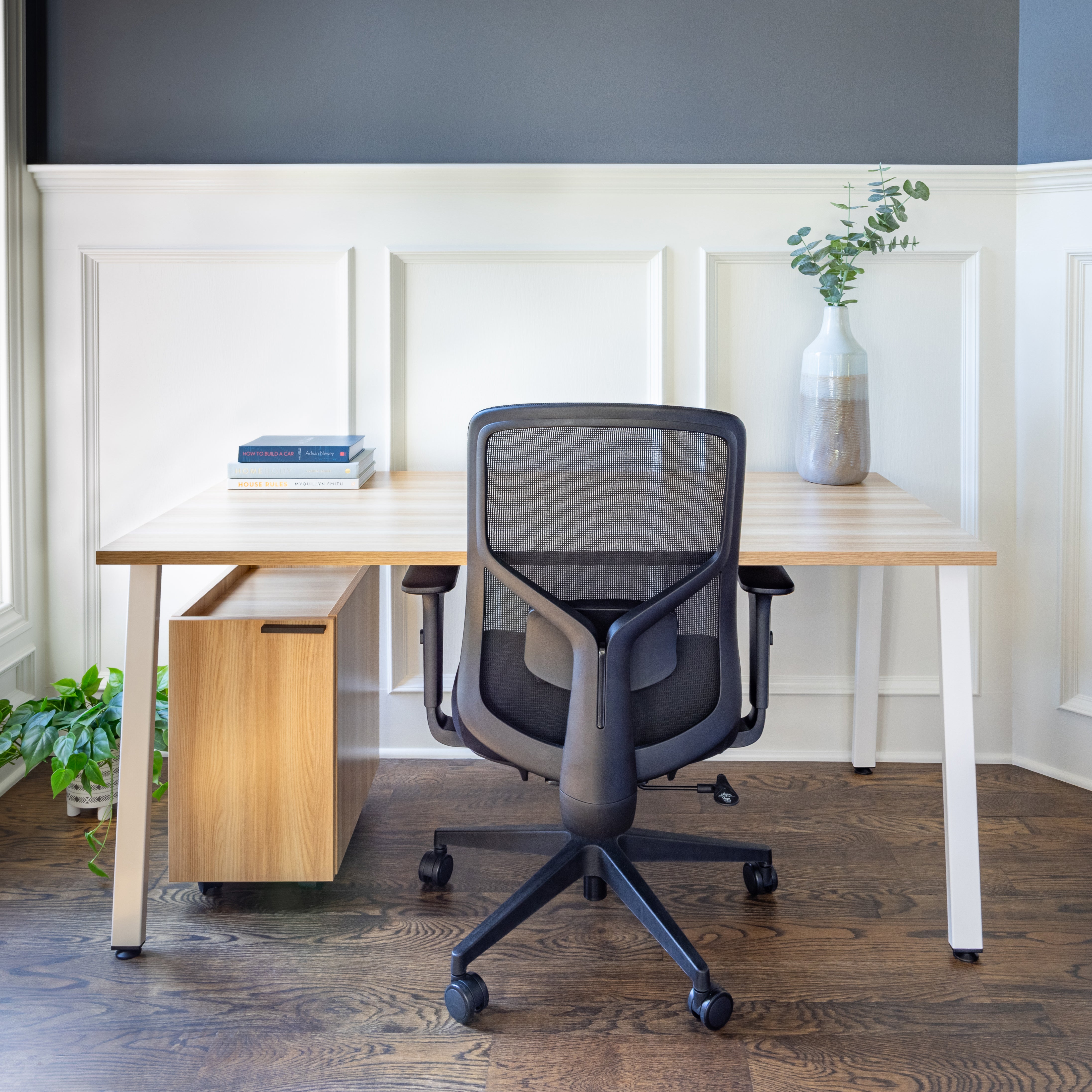 Simple Desk - Walnut / White