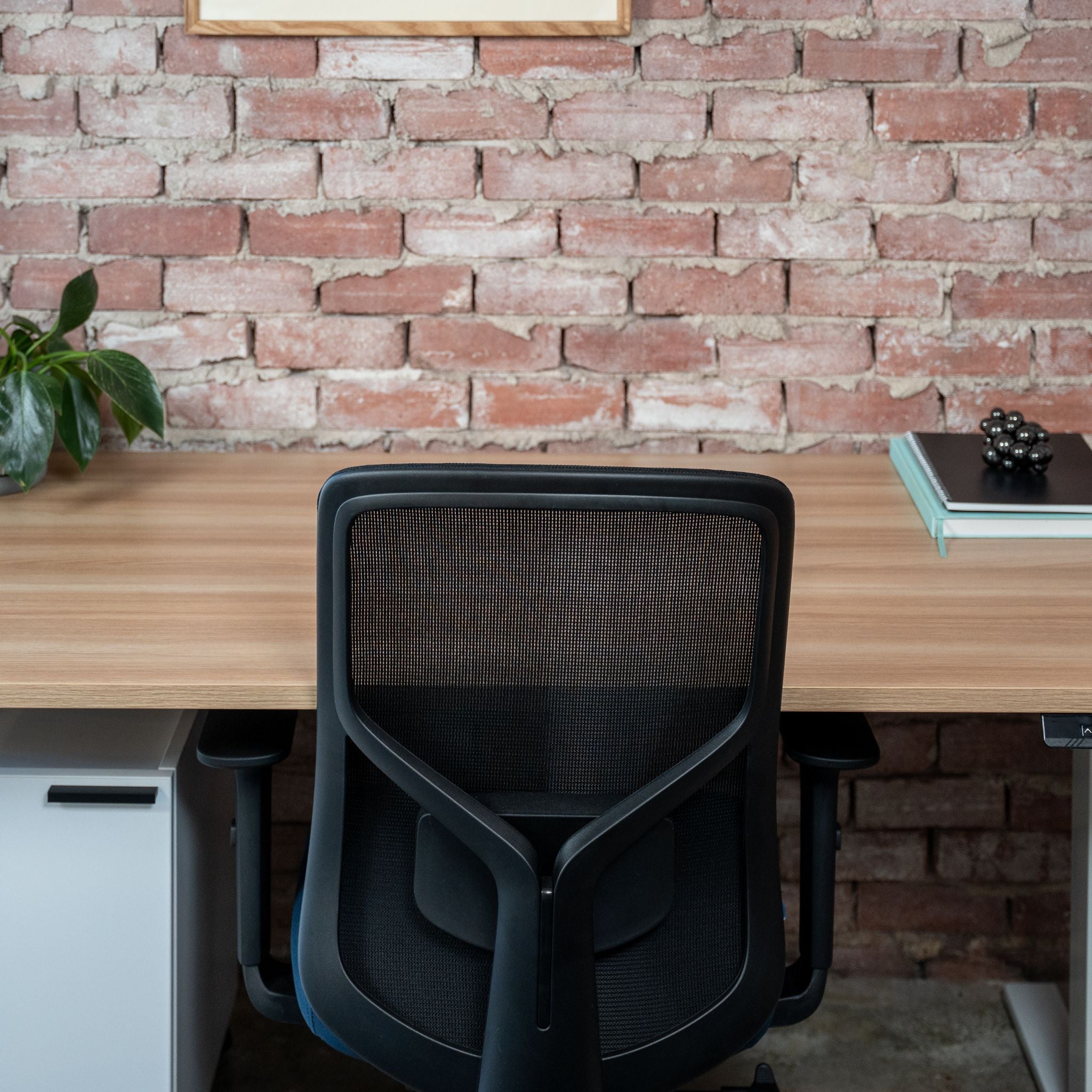 Brooklyn Chair - Black / Pacific